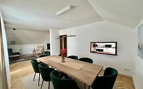 Apartman Tony Deluxe Near Zagreb Airport